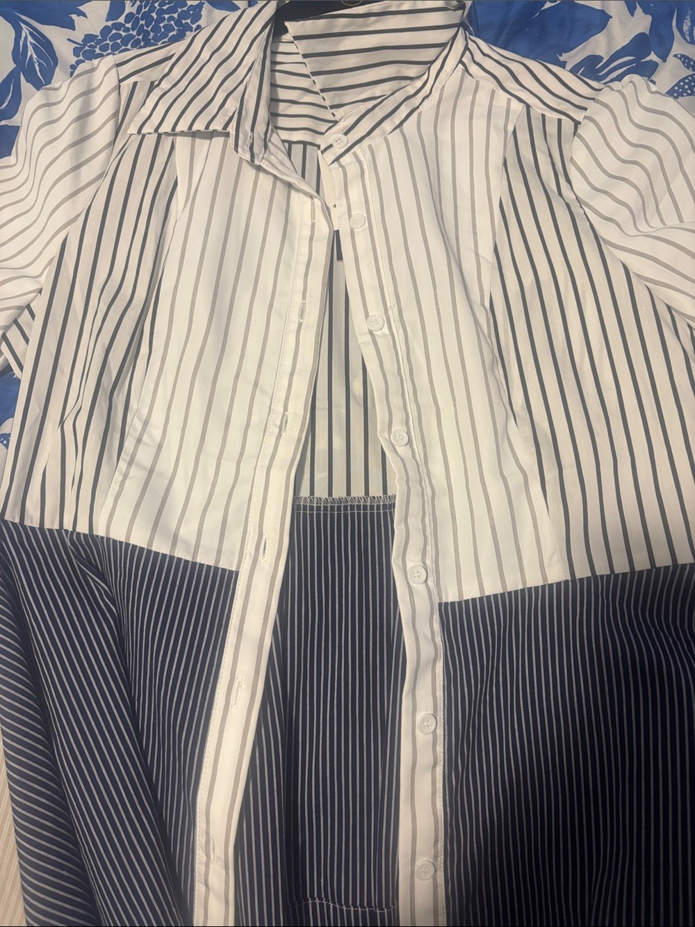 Gracia White Shirt with Navy Pinstripes - Picture 3 of 4